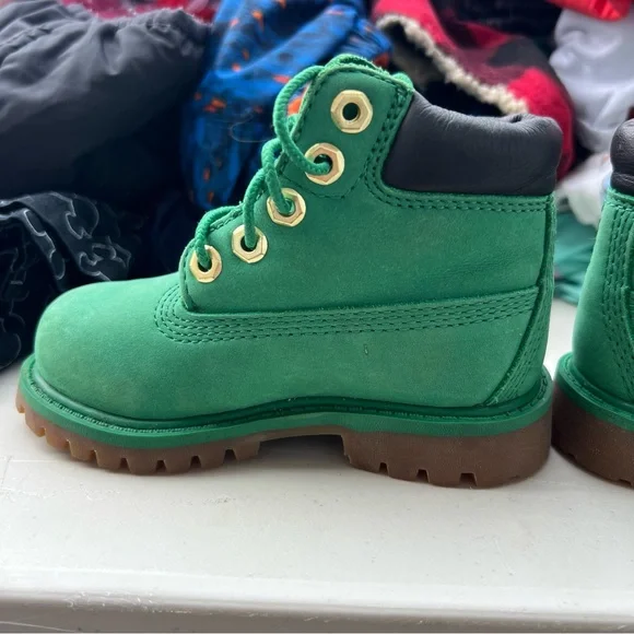 Timberland Kids Green Boots - Picture 6 of 10